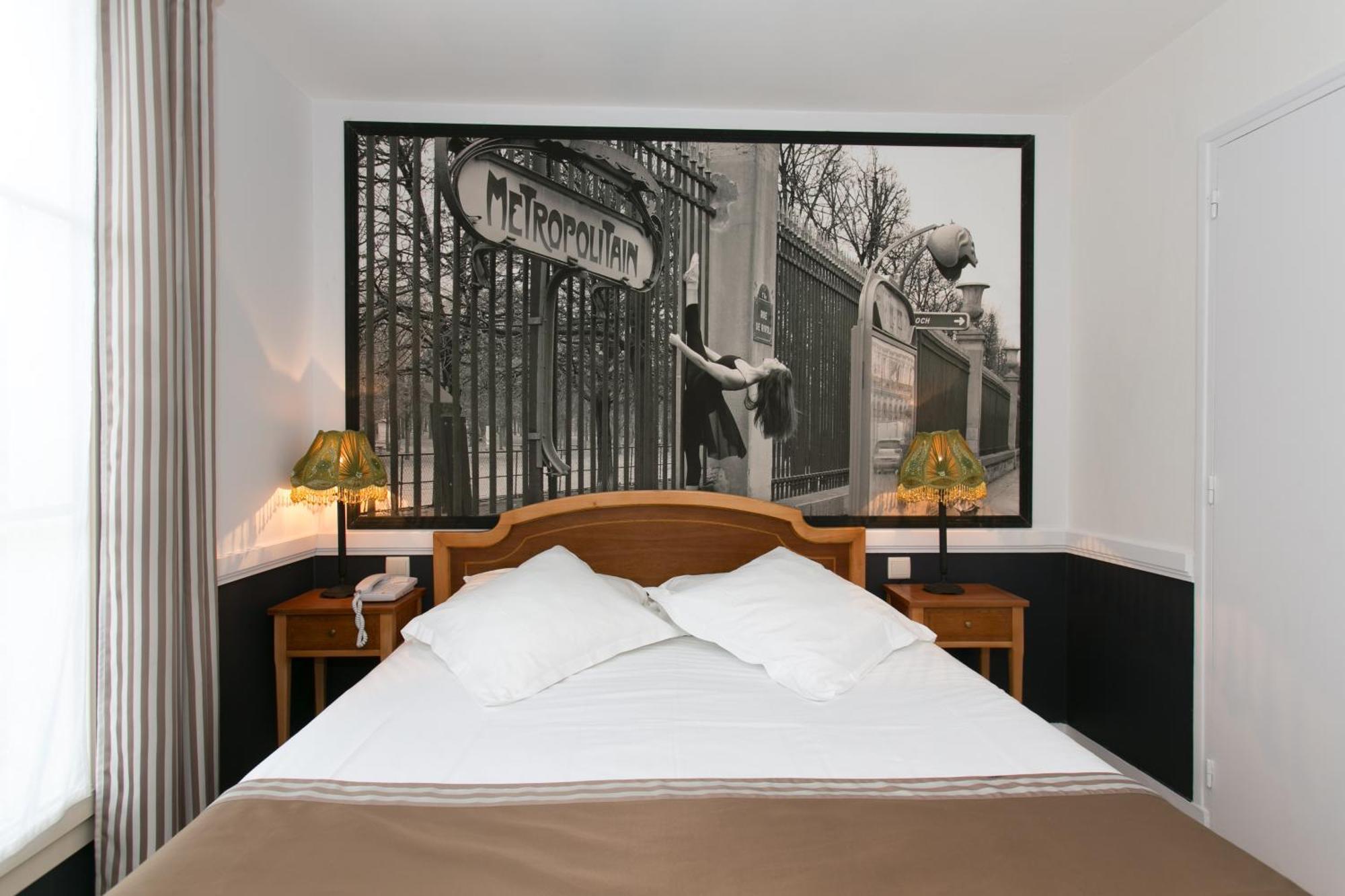 Chambre Double ou Lits Jumeaux Arabesque avec Vue sur la Rue